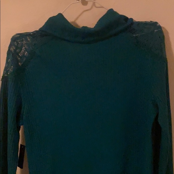 Long sleeve sweater - Picture 2 of 3